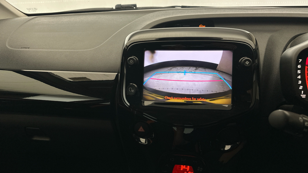 Toyota Aygo X X-trend Black #13