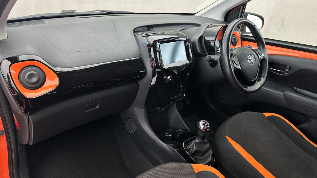 Toyota Aygo X X-trend Black #10