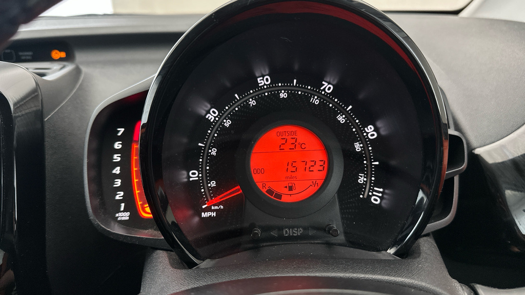 Toyota Aygo X X-trend Black #16