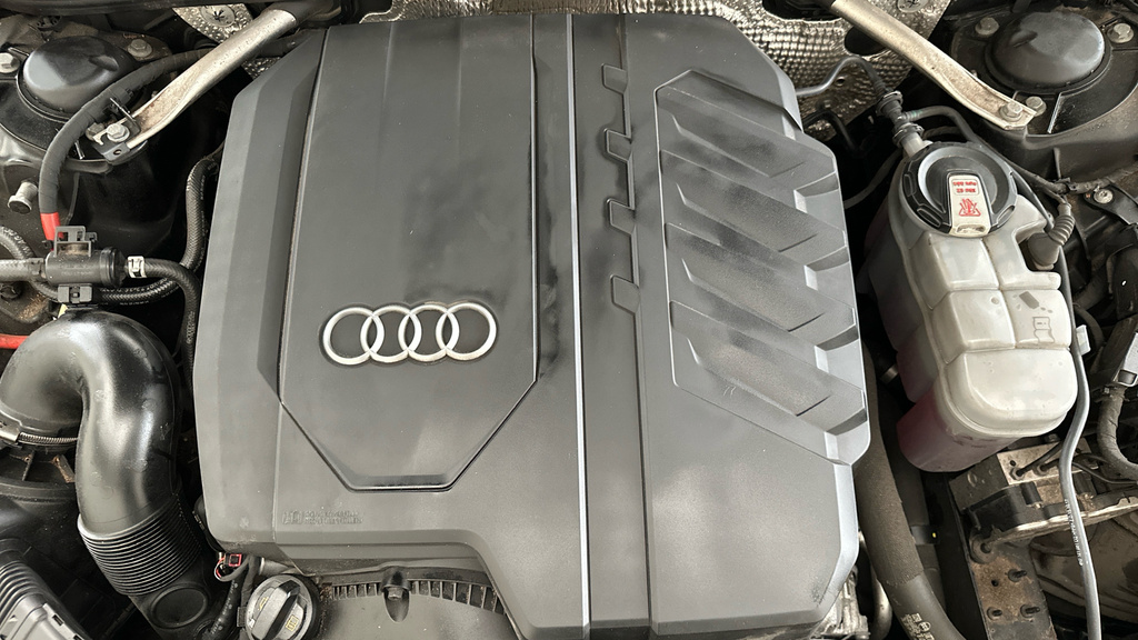 Audi A6 Sport Black #23