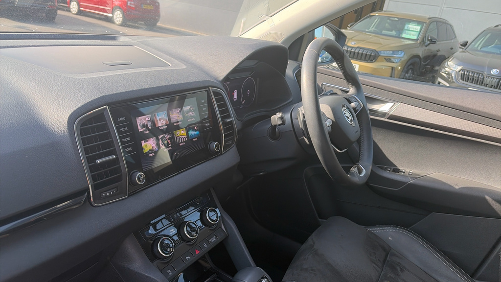 Skoda Karoq Se L Blue #11