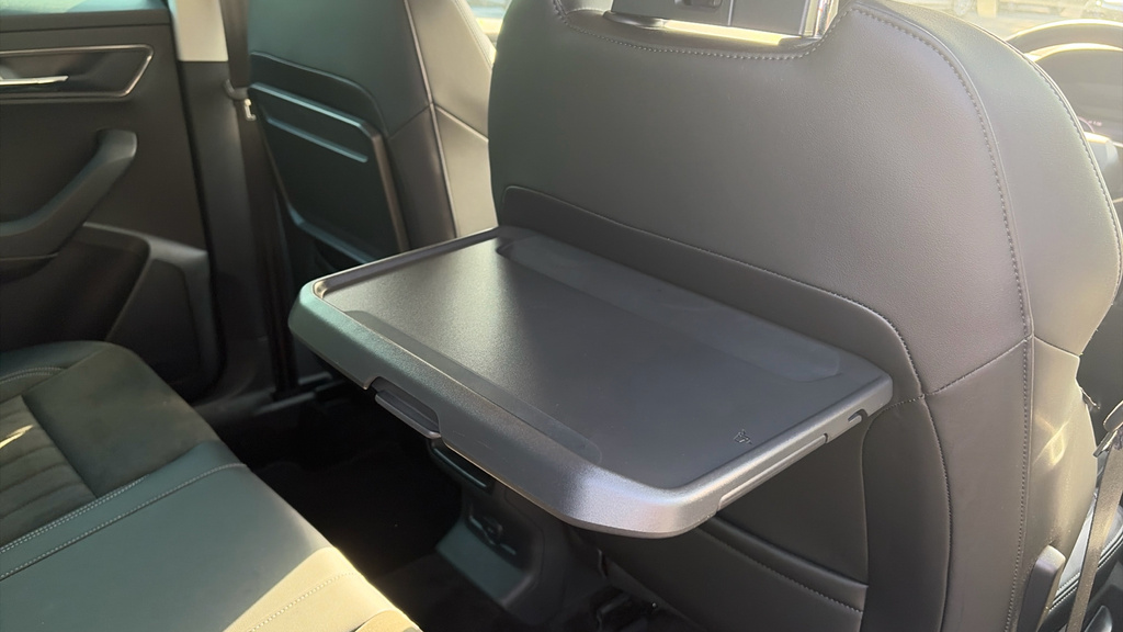 Skoda Karoq Se L Blue #37