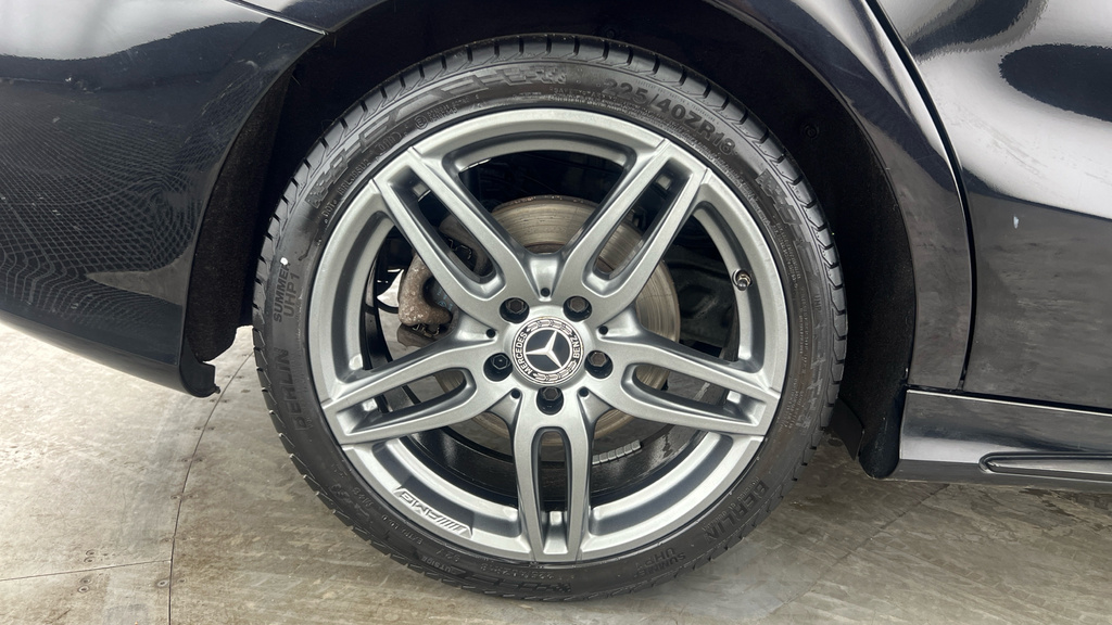 Mercedes-Benz CLA Class Cla 45 4Matic Tip Black #24