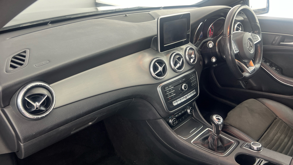Mercedes-Benz CLA Class Cla 45 4Matic Tip Black #10