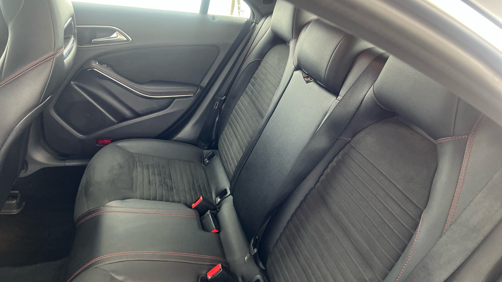 Mercedes-Benz CLA Class Cla 45 4Matic Tip Black #19
