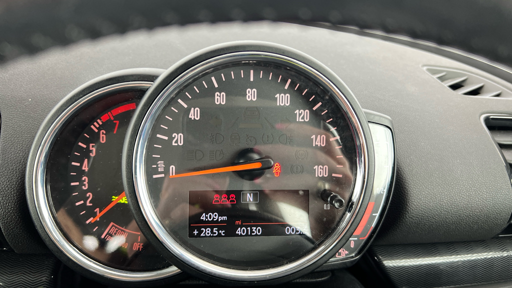 Mini Clubman Cooper White #18