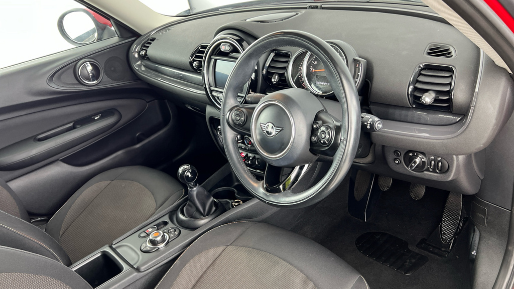 Mini Clubman Cooper White #9