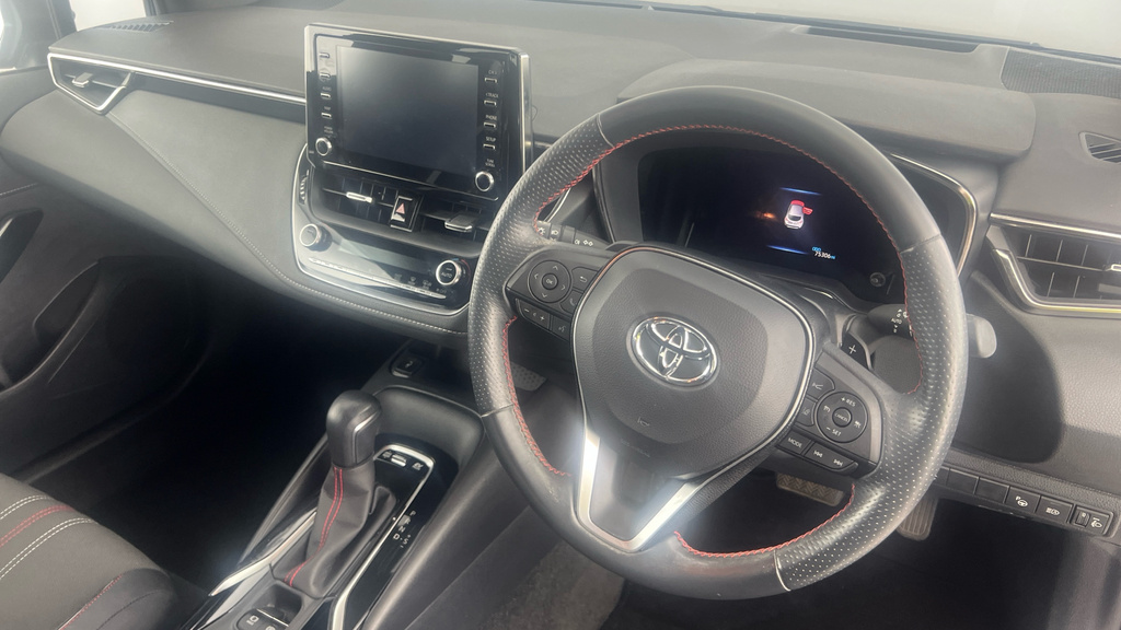 Toyota Corolla Gr Sport White #9