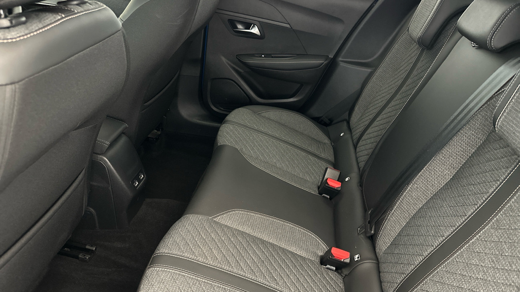 Peugeot e-208 Allure Grey #20