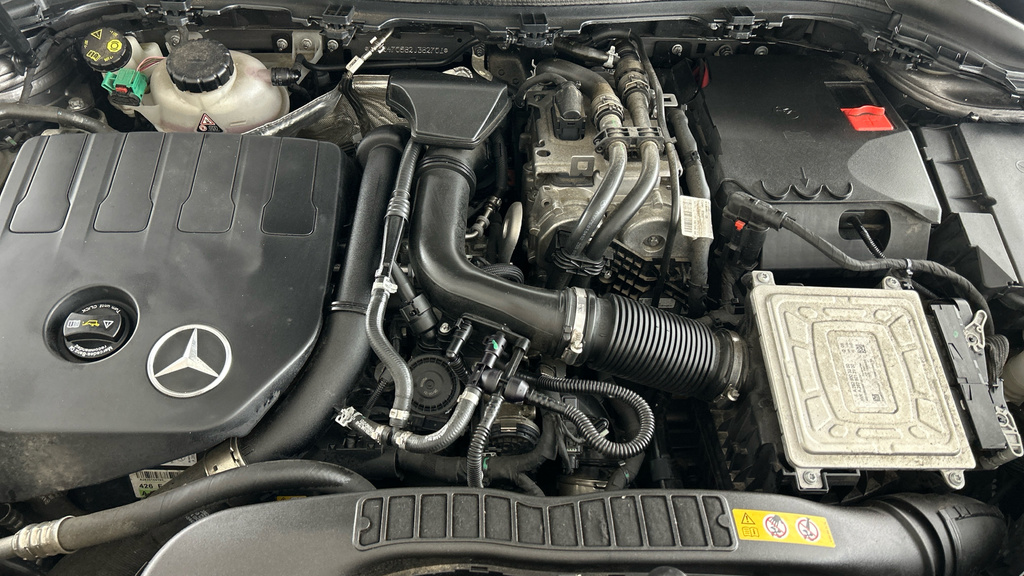 Mercedes-Benz B Class B 200 Amg Line Executive White #25