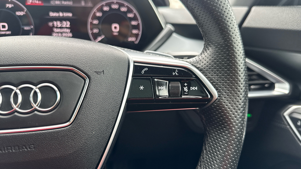 Audi E Tron GT 93.4Kwh Quattro Grey #17
