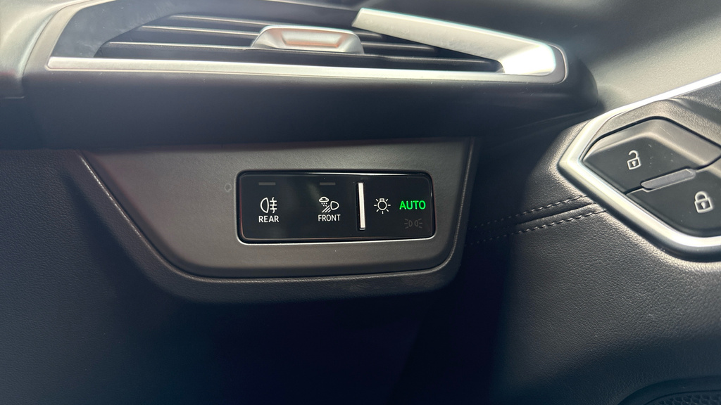 Audi E Tron GT 93.4Kwh Quattro Grey #12