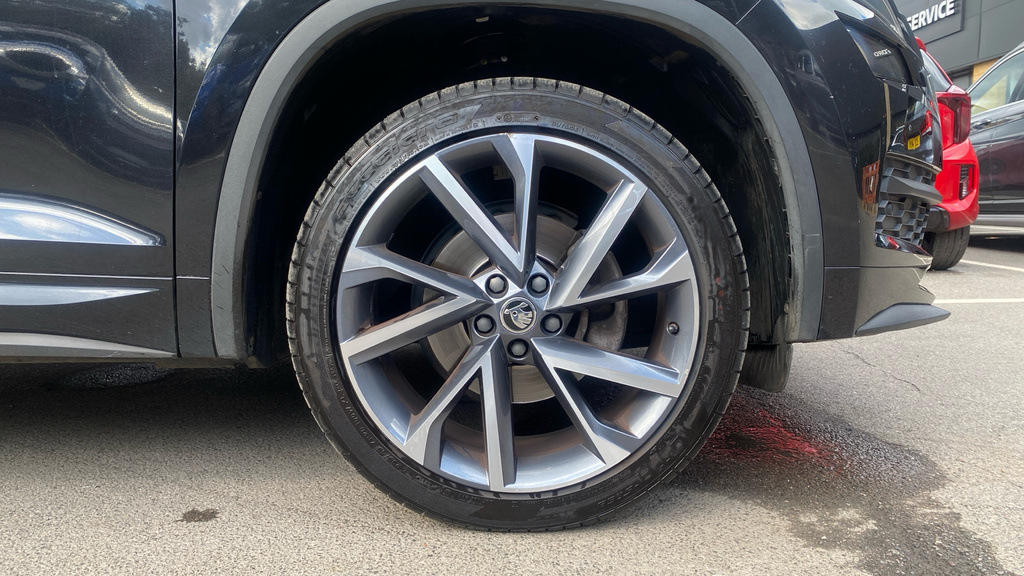 Skoda Kodiaq  Black #37