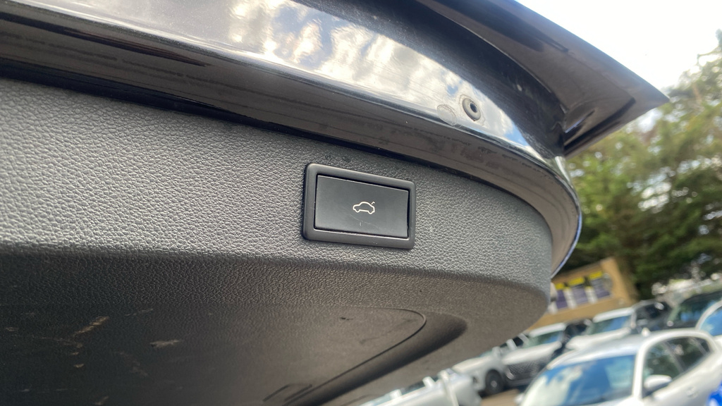 Skoda Kodiaq  Black #9
