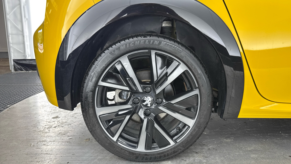 Peugeot e-208 208 Gt Ev Black #17