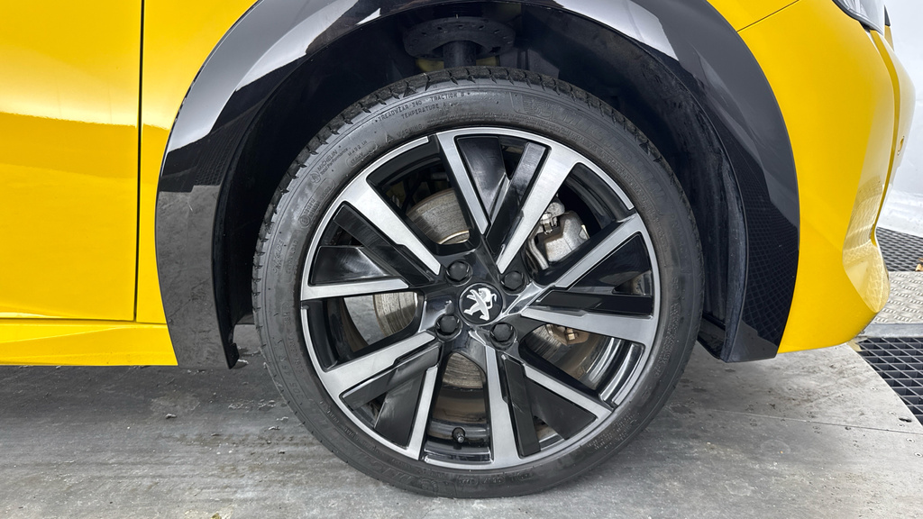 Peugeot e-208 208 Gt Ev Black #18