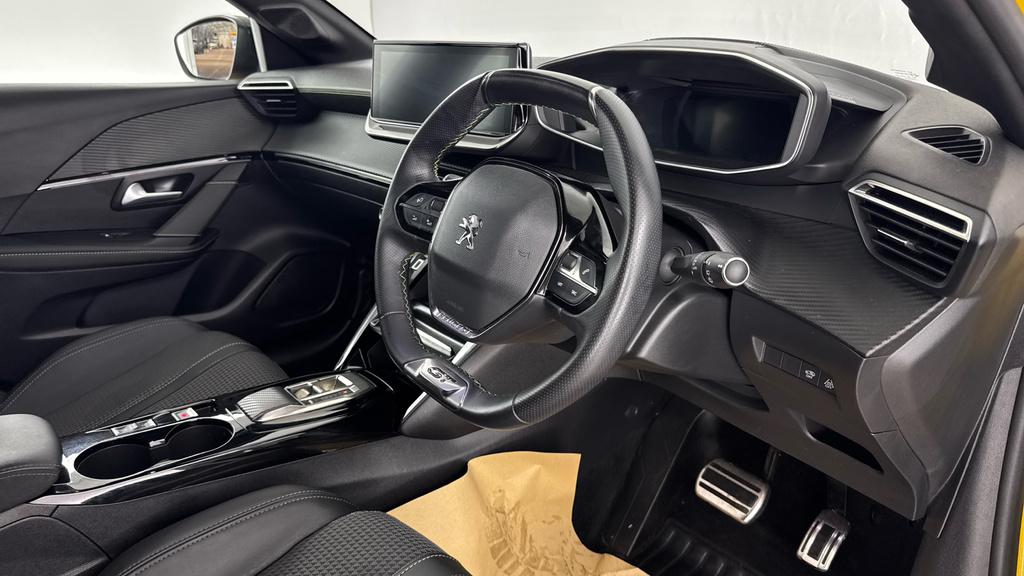Peugeot e-208 208 Gt Ev Black #9