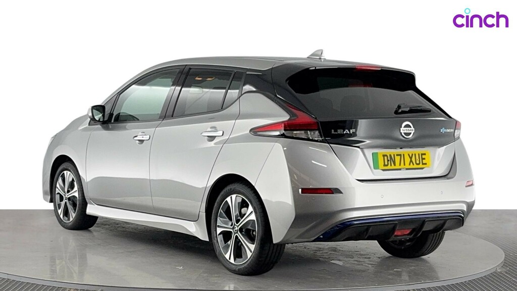 Nissan Leaf 40Kwh Tekna Hatchback Black #5