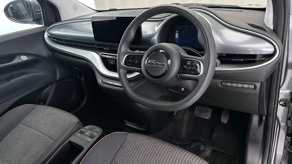 Fiat 500E 42Kwh Icon  #10