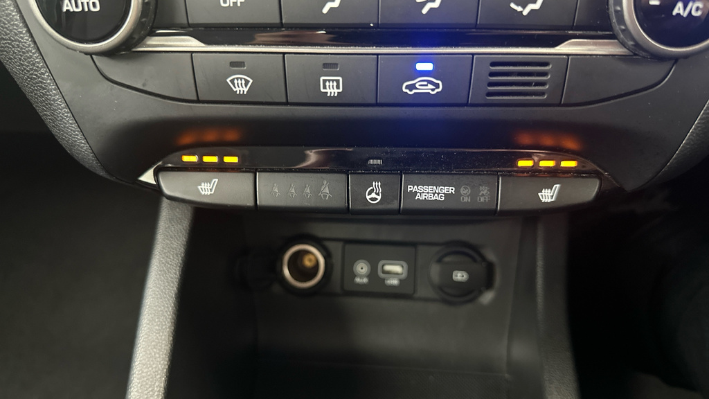 Hyundai I20 Premium Nav Blue #13