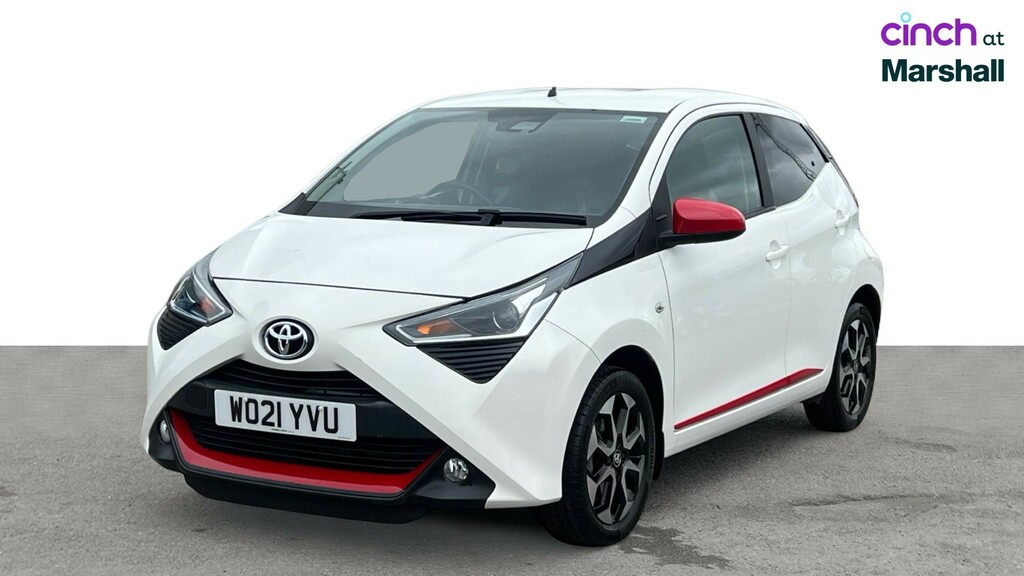 Toyota Aygo X X-trend White #9