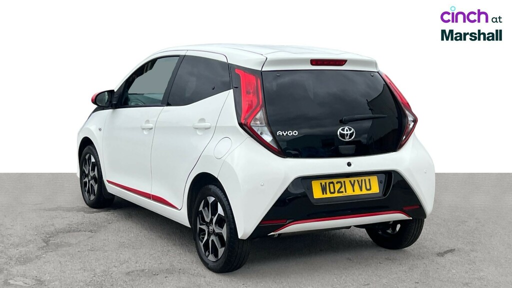 Toyota Aygo X X-trend White #7