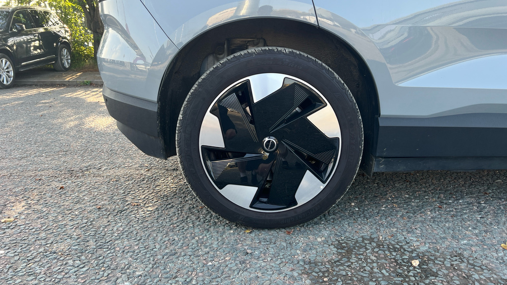 Volvo EX30 Ultra, Single Motor Extended Range, Blue #21