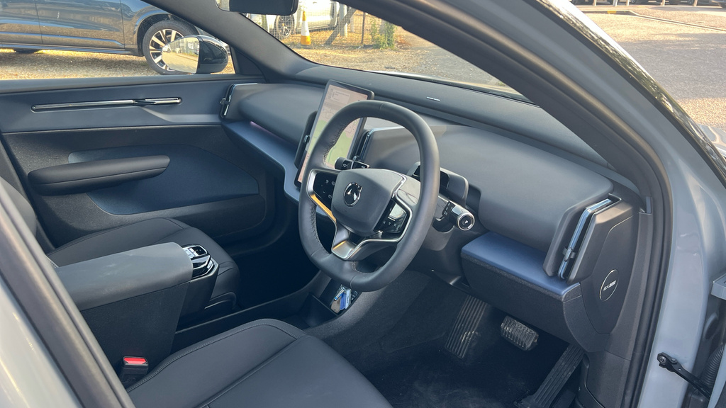 Volvo EX30 Ultra, Single Motor Extended Range, Blue #9