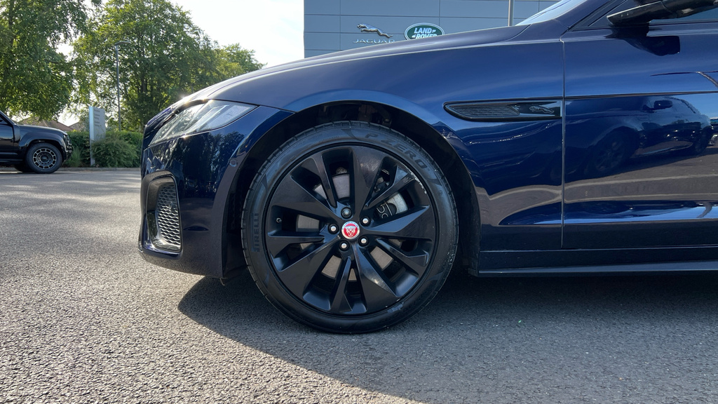 Jaguar XF 2.0 D200 R-dynamic S Awd Black #16