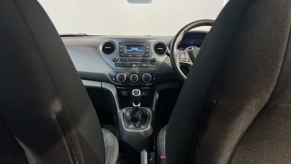 Hyundai I10 Se Red #20