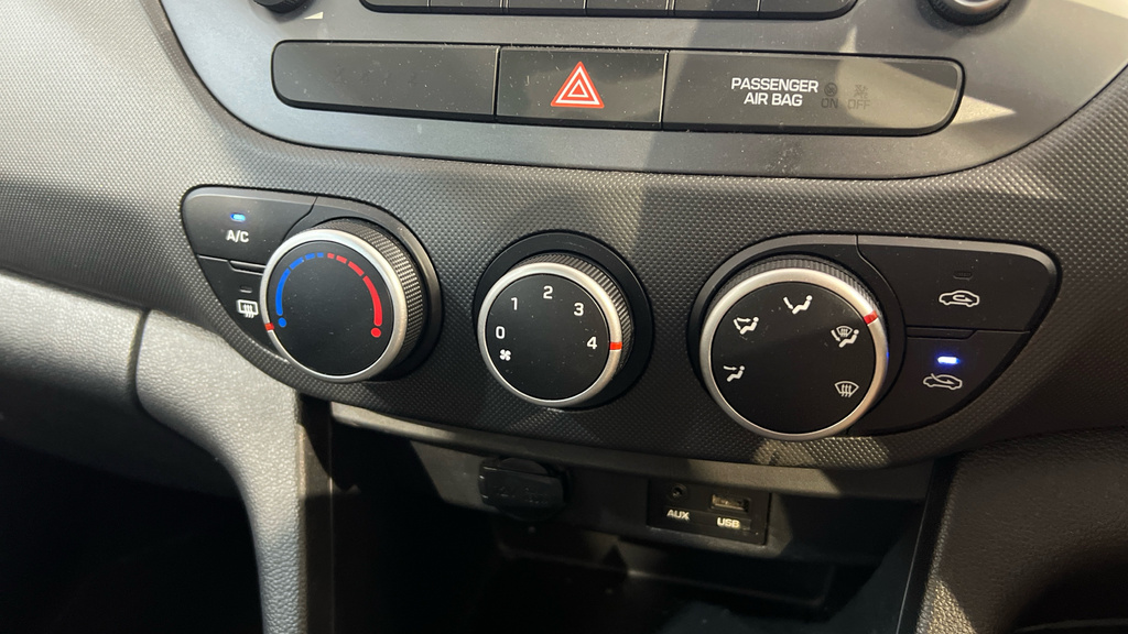 Hyundai I10 Se Red #16