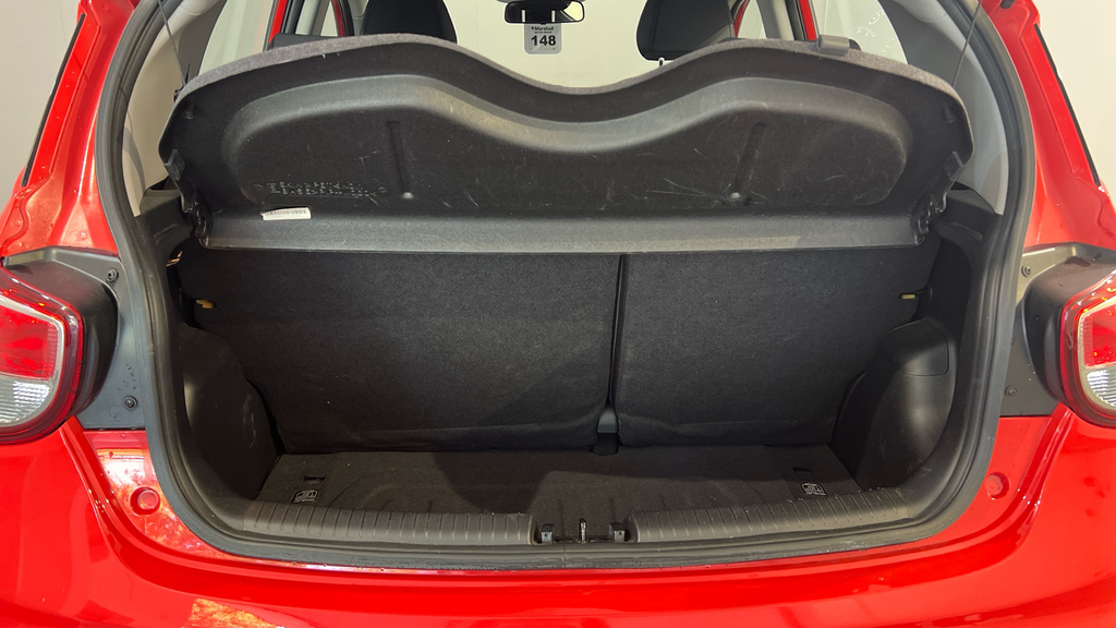 Hyundai I10 Se Red #23