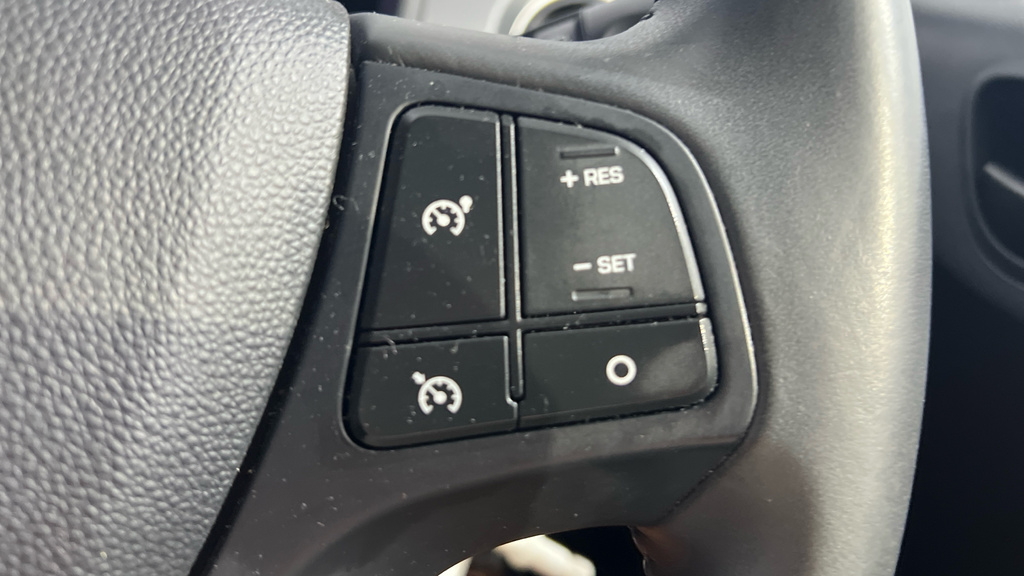 Hyundai I10 Se Red #13
