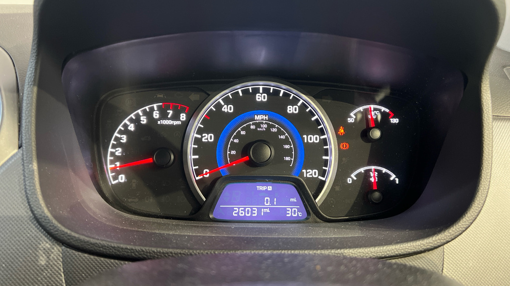Hyundai I10 Se Red #21