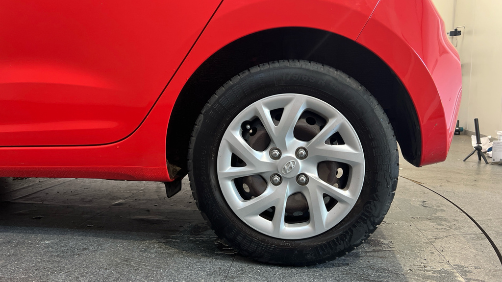 Hyundai I10 Se Red #27