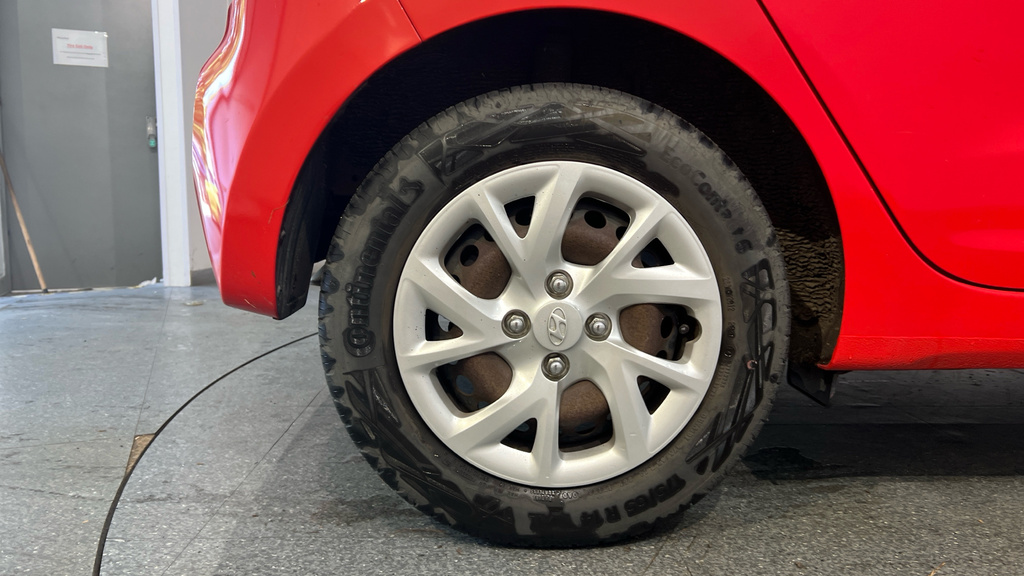 Hyundai I10 Se Red #28