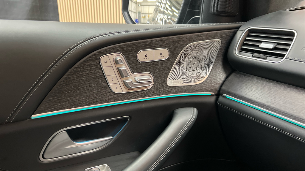 Mercedes-Benz GLS Class Gls 400 D 4Matic Blue #35