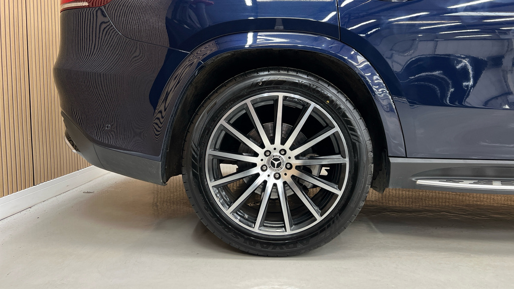 Mercedes-Benz GLS Class Gls 400 D 4Matic Blue #23