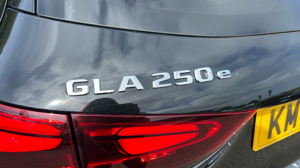 Mercedes-Benz GLA Class Gla 200 Amg Line Executive Black #33