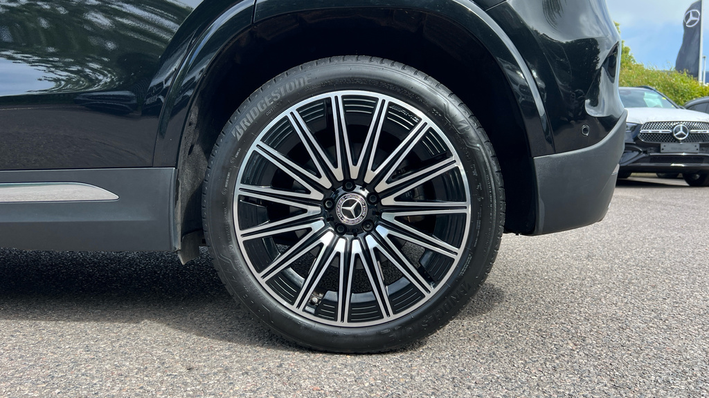 Mercedes-Benz GLA Class Gla 200 Amg Line Executive Black #25