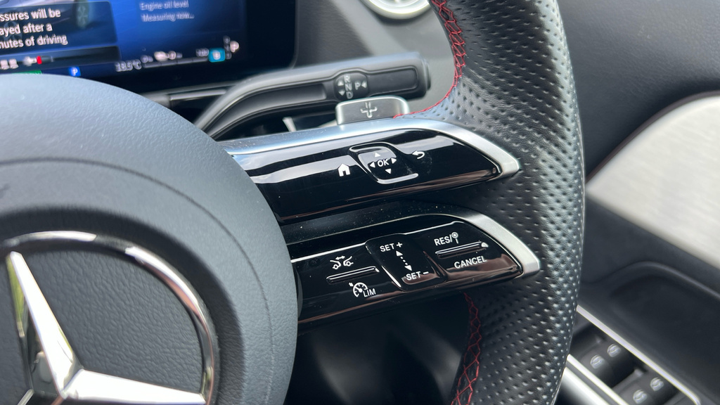 Mercedes-Benz GLA Class Gla 200 Amg Line Executive Black #44