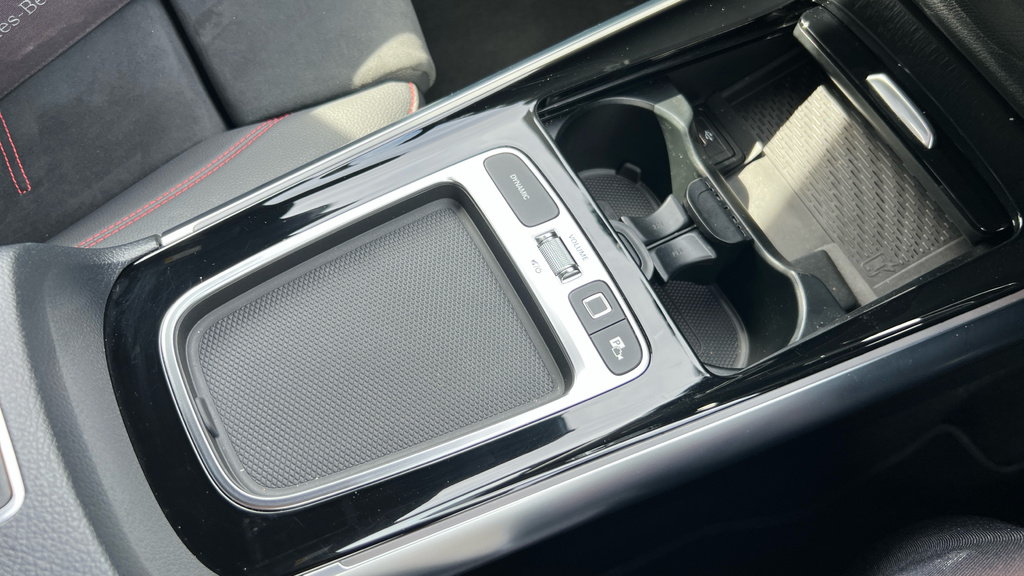 Mercedes-Benz GLA Class Gla 200 Amg Line Executive Black #48