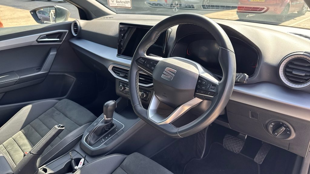 Seat Ibiza 1.0 Tsi 95 Se Technology Black #9