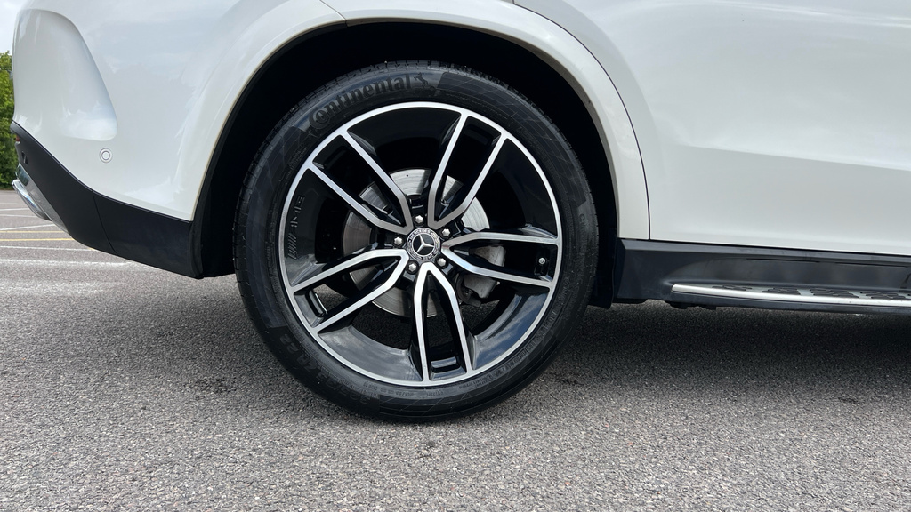 Mercedes-Benz GLE Class Amg Line Black #26