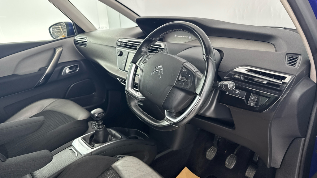 Citroen Grand C4 SpaceTourer Puretech Touch Edition Red #9