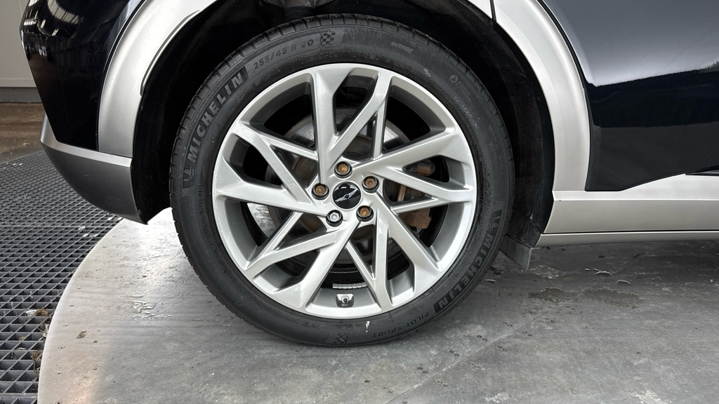 Genesis GV60 77.4Kwh Premium Suv 229 Ps, Fu White #17