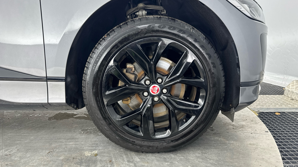 Jaguar I-Pace 294Kw Ev400 S 90Kwh 11Kw Charger Black #18