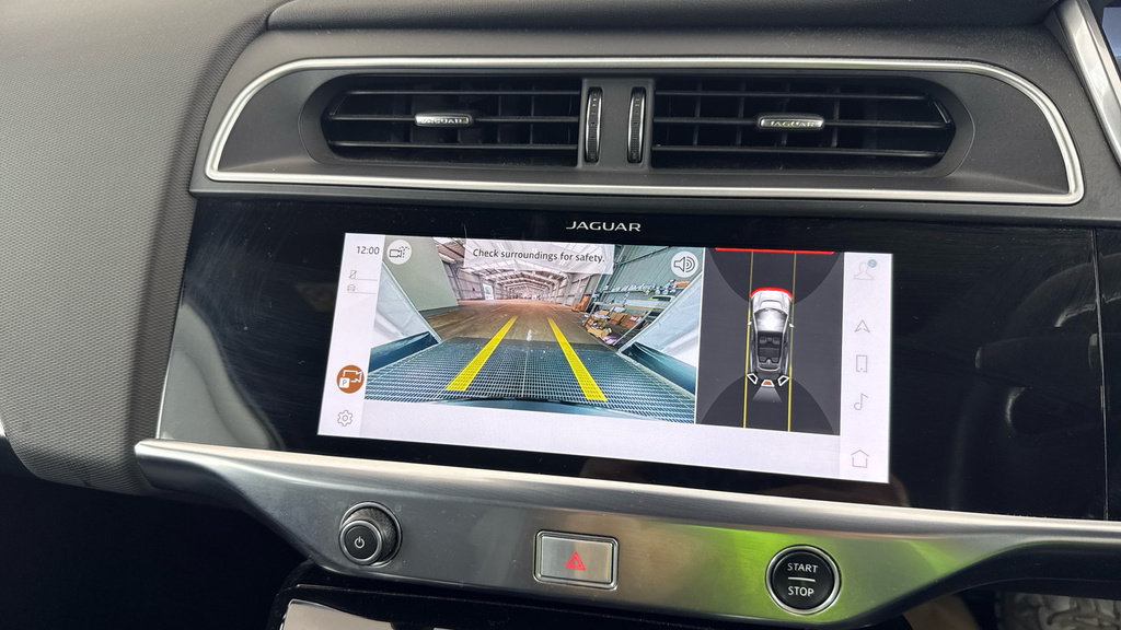Jaguar I-Pace 294Kw Ev400 S 90Kwh 11Kw Charger Black #25