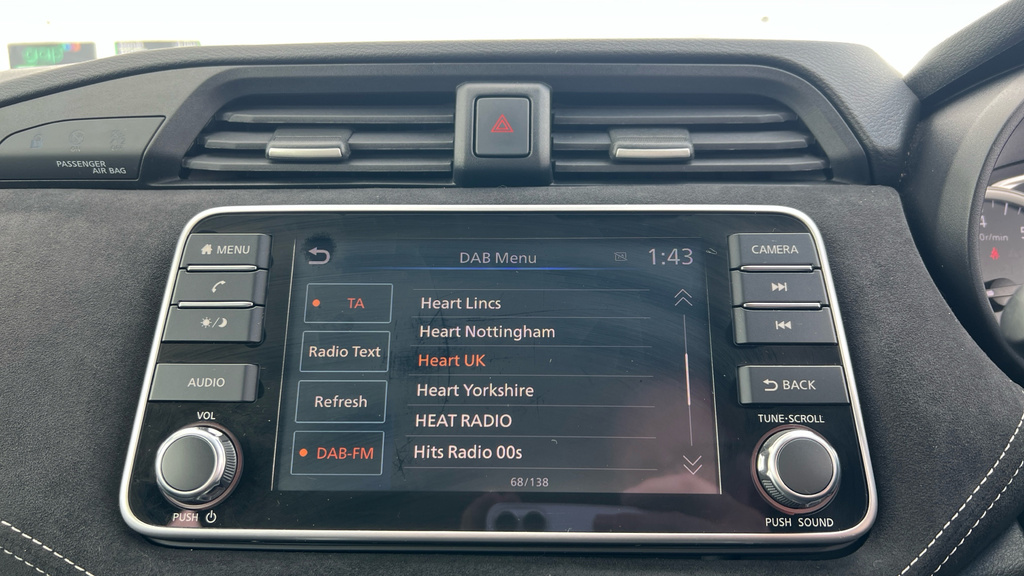 Nissan Micra Tekna Ig-t Silver #36