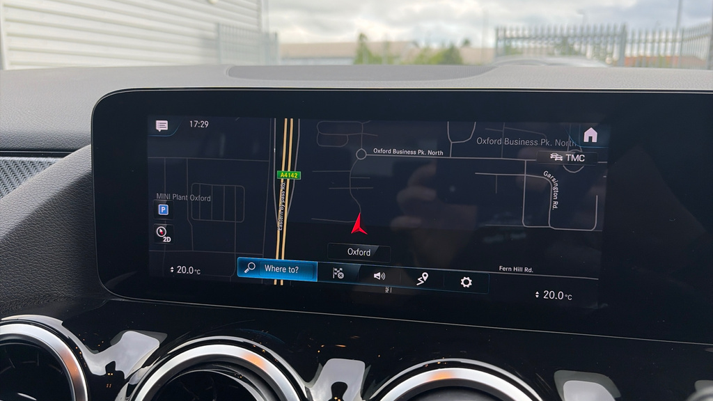Mercedes-Benz GLA Class Gla 180 Amg Line Premium Black #12